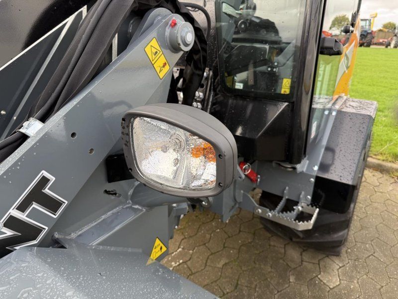 Giant G2700 X-TRA HD PLUS