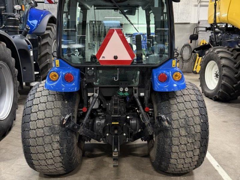 New Holland BOOMER 55 CAB STG.V