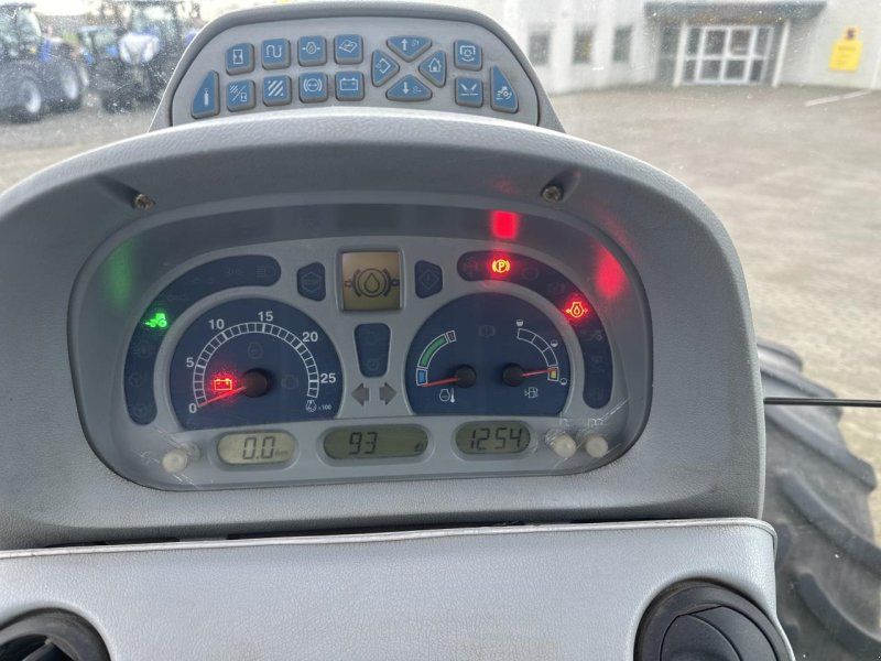 New Holland T7030 TG