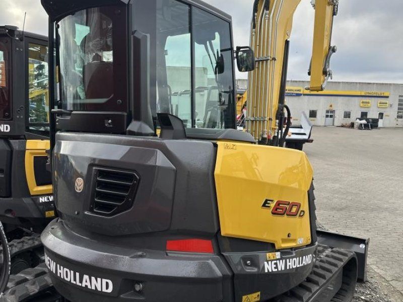 New Holland E60D CAB