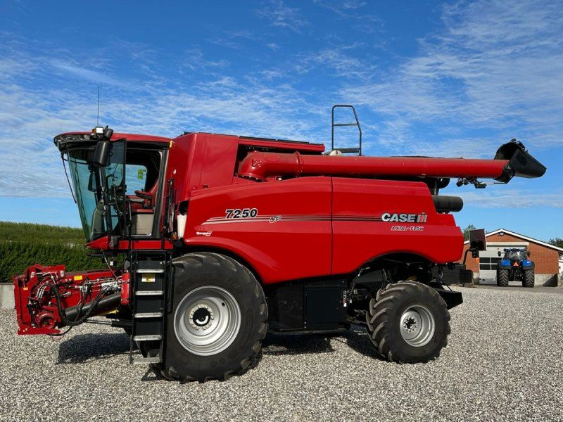 Case IH AXIAL-FLOW 7250