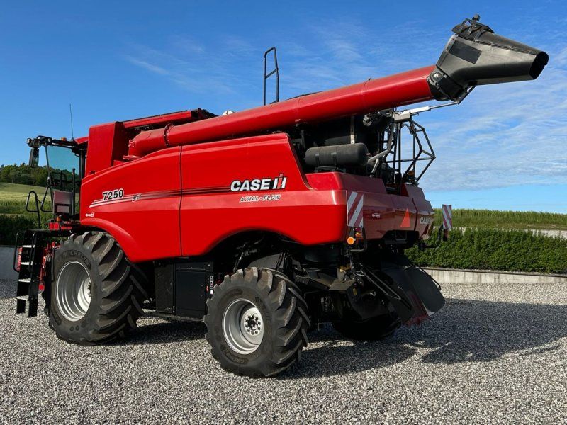 Case IH AXIAL-FLOW 7250