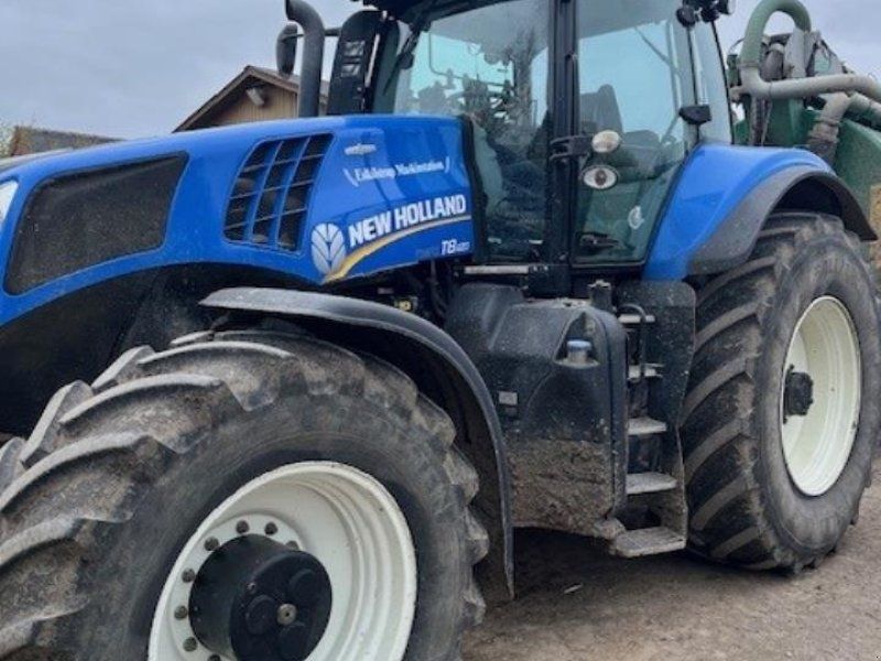 New Holland T8.420