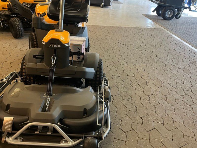Stiga Park 500W Inkl 95 cm klipper.