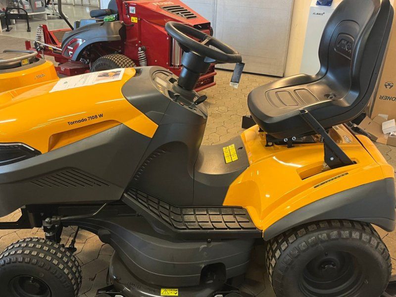 Stiga Tornado 7108 W multiclip og sideudkast