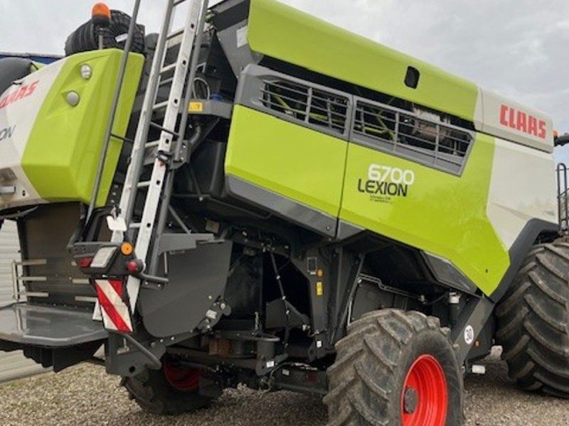 Claas LION 6700 4WD