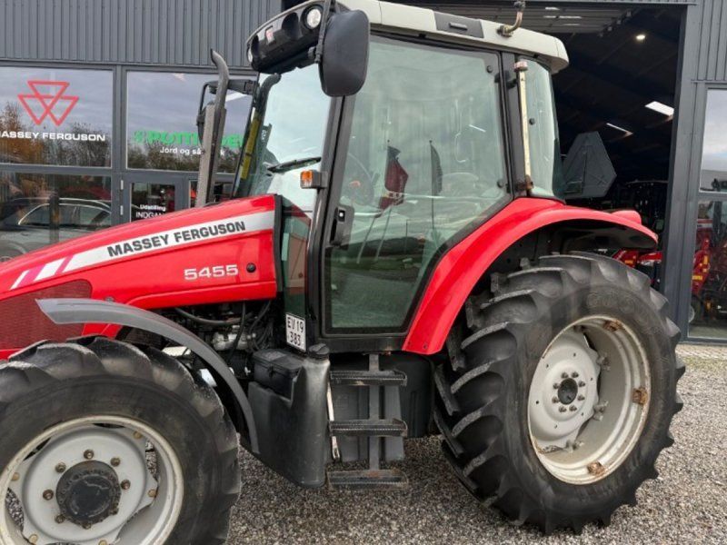 Massey Ferguson 5455 Dyna 2