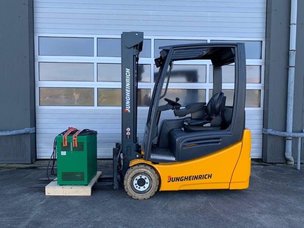 Huren Heftruck huren ? Ruime voorraad beschikbaar