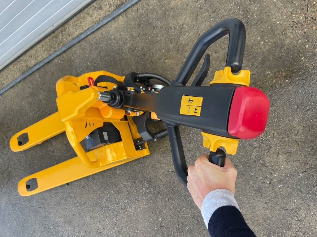 Hyundai 15EPML 1500kg elektrische palletwagen Li-Ion pompw