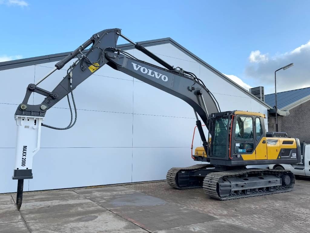 Volvo EC220D + Maxx 2000 Hammer New / Unused / 2025 Mode