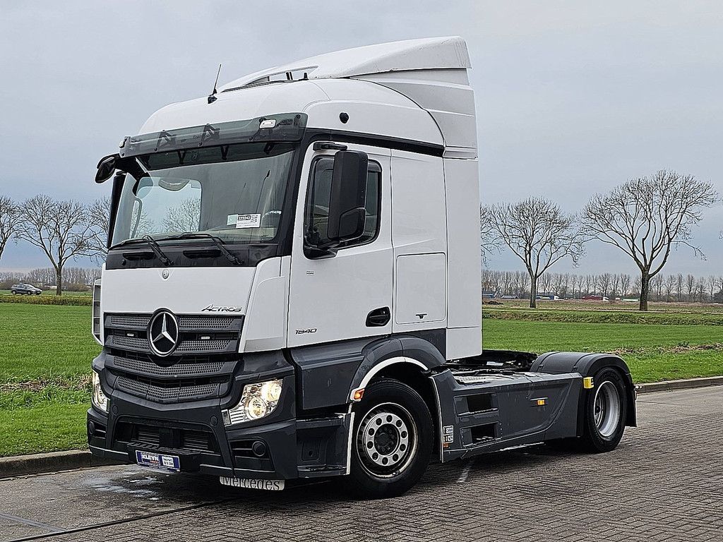 MERCEDES-BENZ ACTROS 1840 str.sp. 230 skirts