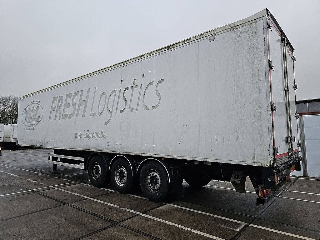 RENDERS thermoking sl 200e