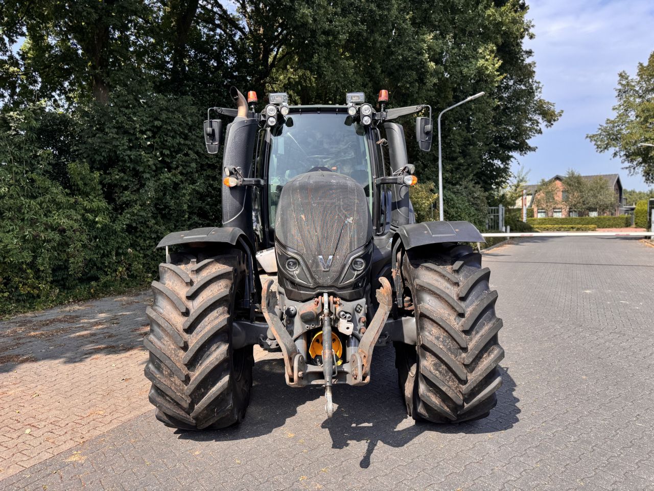 Valtra T214 Direct