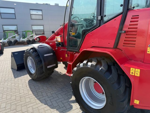 Schaffer 9630T Bj14 Hefh 5.8m Hefv 4T Telescoop Shovel Verreiker