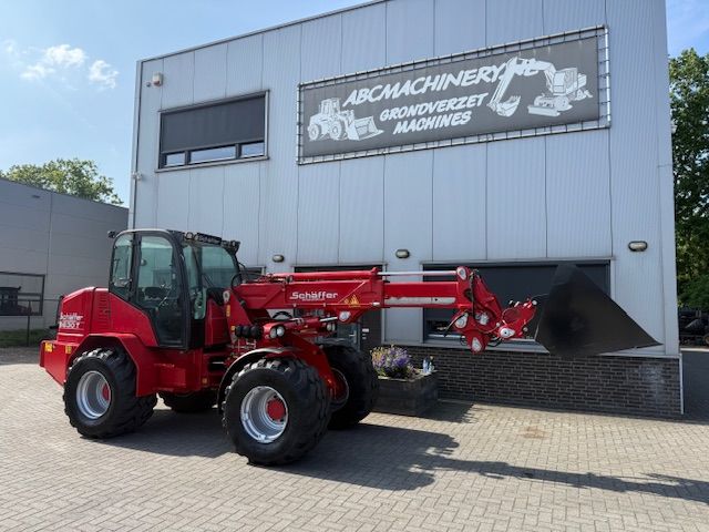 Schaffer 9630T Bj14 Hefh 5.8m Hefv 4T Telescoop Shovel Verreiker