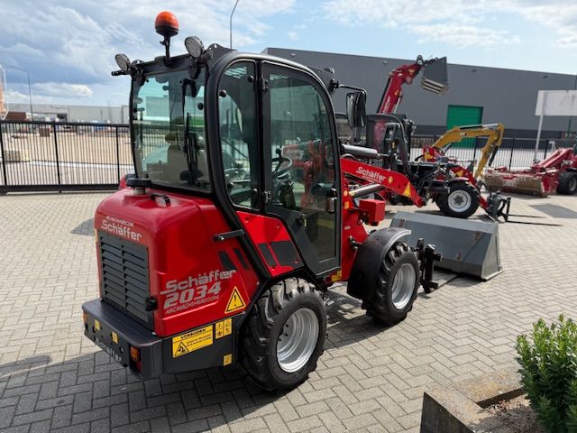 Schaffer 2034S Cabine 650u Minishovel Kniklader NWST