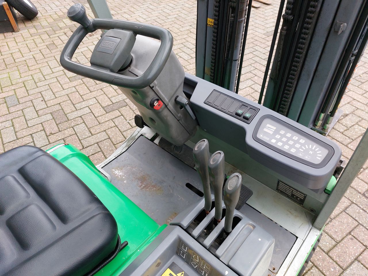 Cesab blitz 312 triplex sideshift