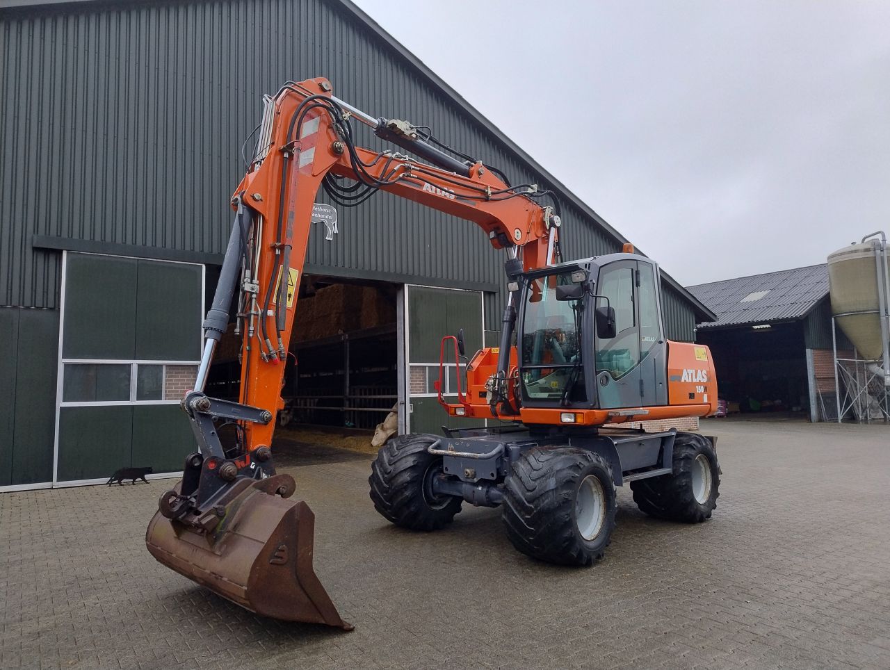 Atlas w150 mobiele bandenkraan