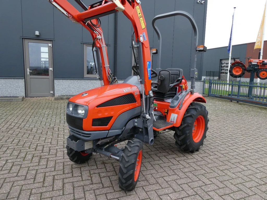 Kioti CK20 4wd HST / 0412 Draaiuren / Voorlader