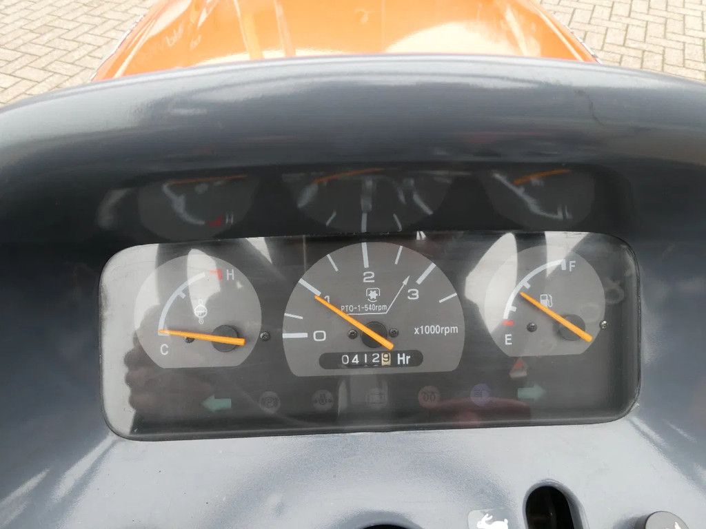 Kioti CK20 4wd HST / 0412 Draaiuren / Voorlader