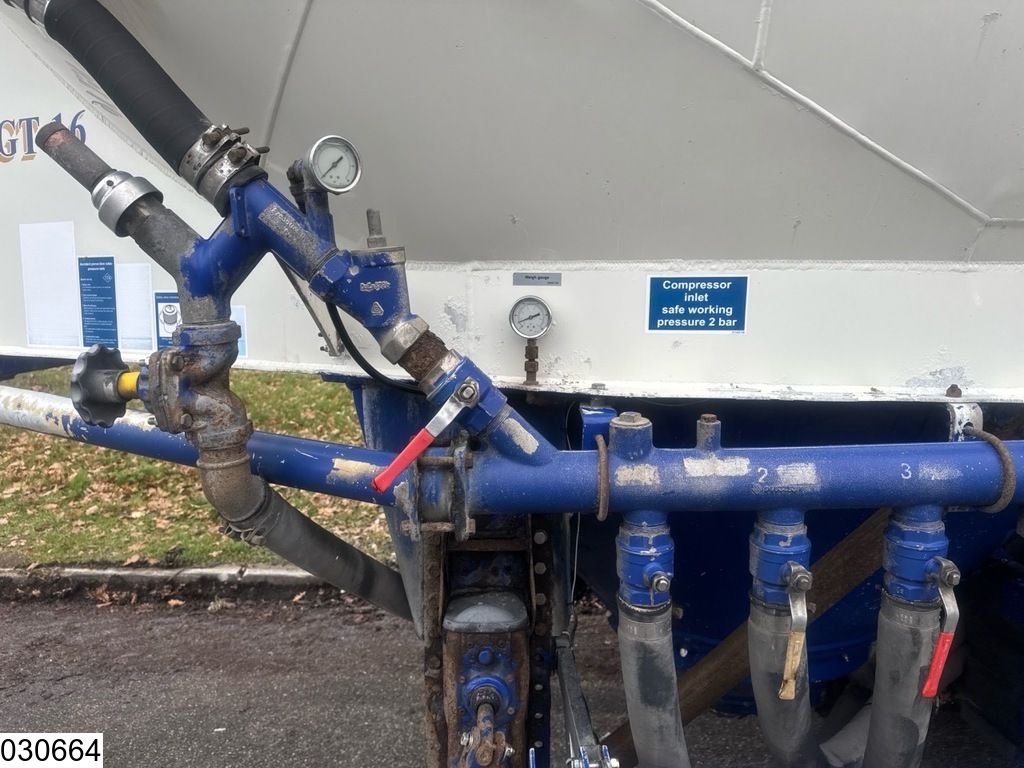 Feldbinder Silo 40.000 Liter, 3 Comp