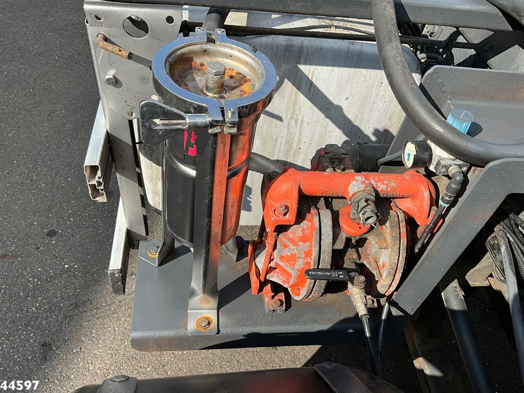 DAF FAX 85 CF 360 8x2 Euro 5 Hiab 16 Tonmeter laadkraan