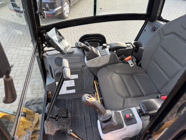 Caterpillar 3018 Next Gen Bj2022 1455u 2T minigraver minikraan