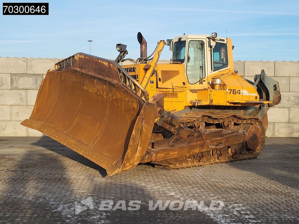Liebherr PR764 53 Ton (NOT D9 T)
