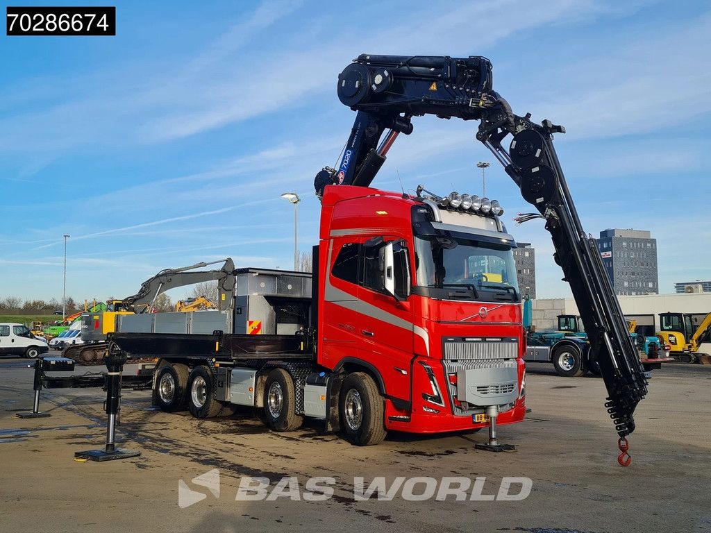 Volvo FH16 FH16 650 8X2 NL-Truck HMF 7020K-RCS Crane + Jib Lift+Steering-Axle Navi LED