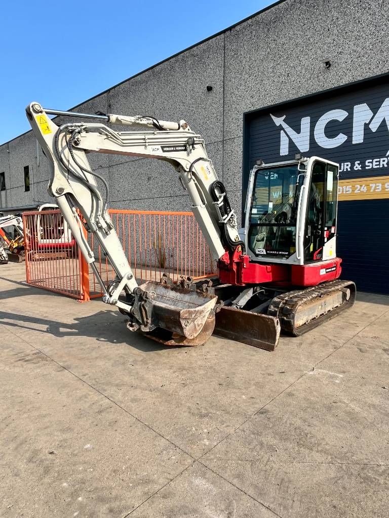 Takeuchi TB 257 FR