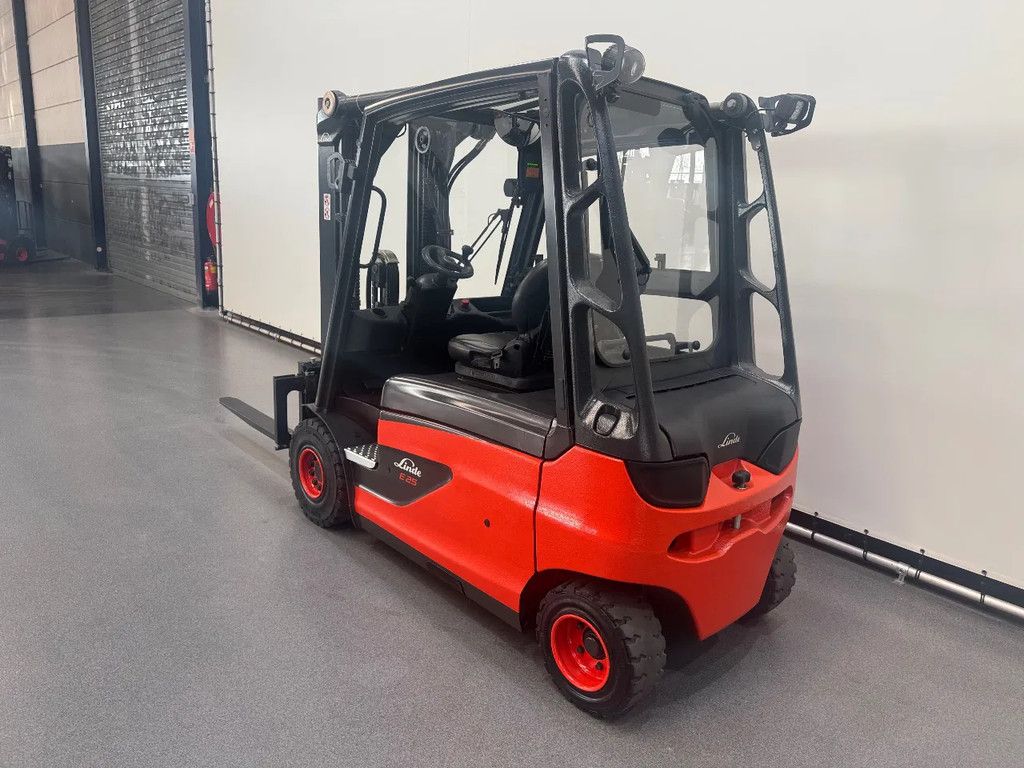 Linde E 25 L-01 inclusief nieuwe accu