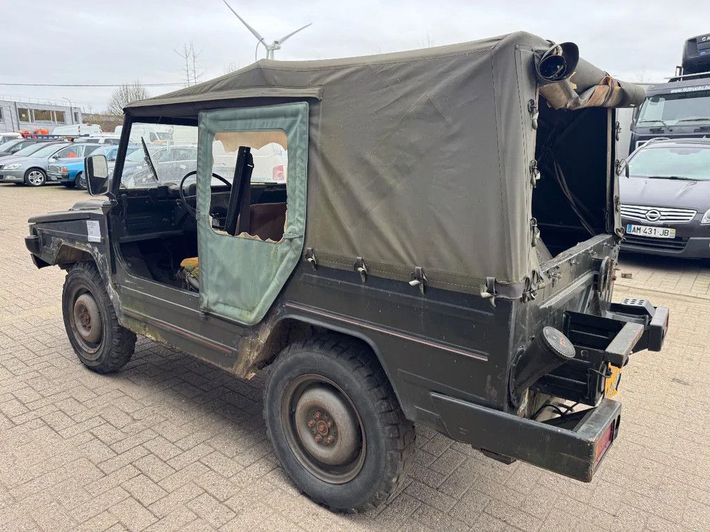 Volkswagen ILTIS **PETROL-ESSENCE**
