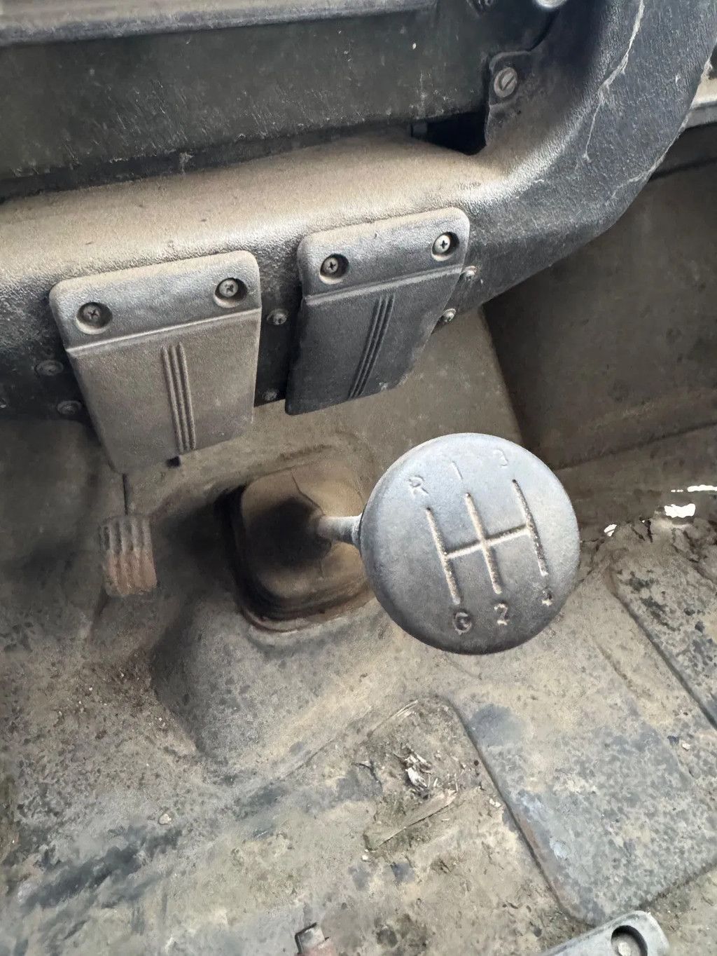 Volkswagen ILTIS **PETROL-ESSENCE**