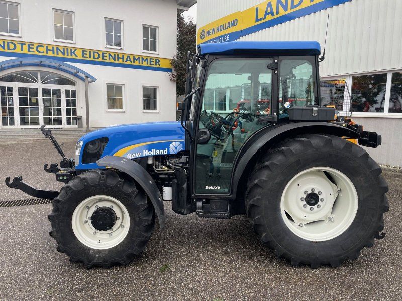 New Holland T4050 DeLuxe
