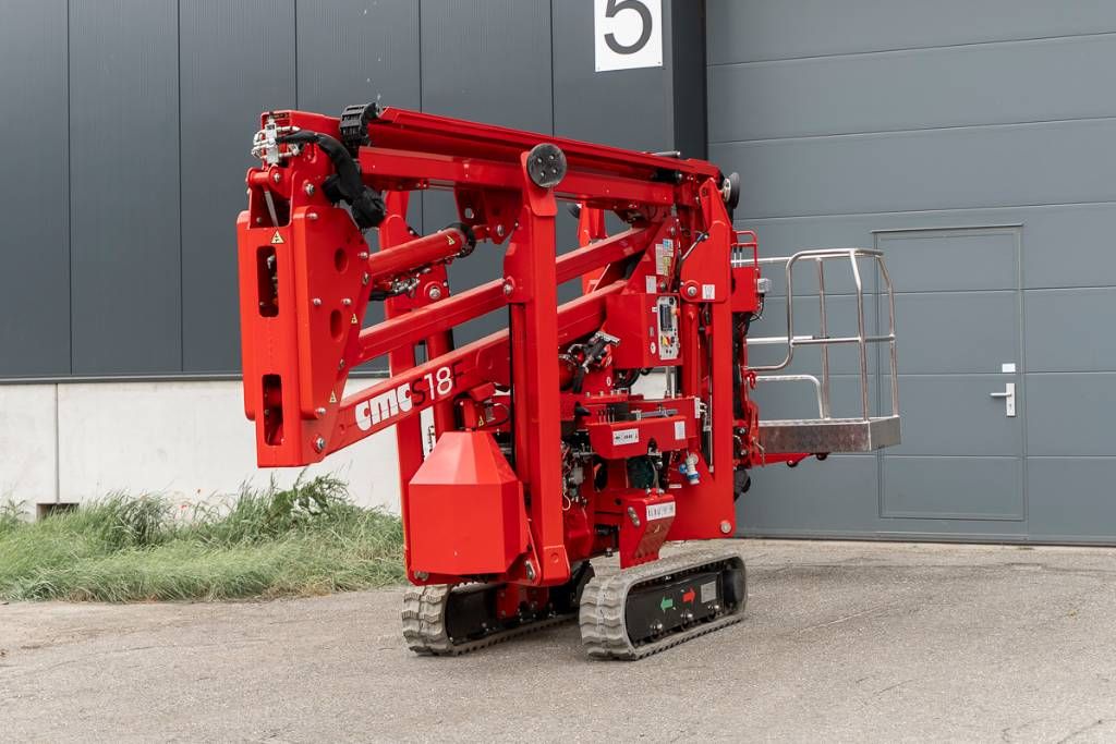 CMC S 18 F