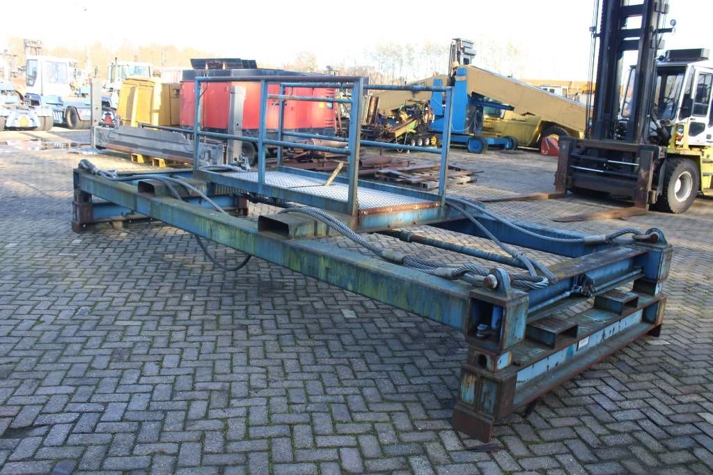 NV Hoistpartner 20 ft container spreader Cap. 35 T