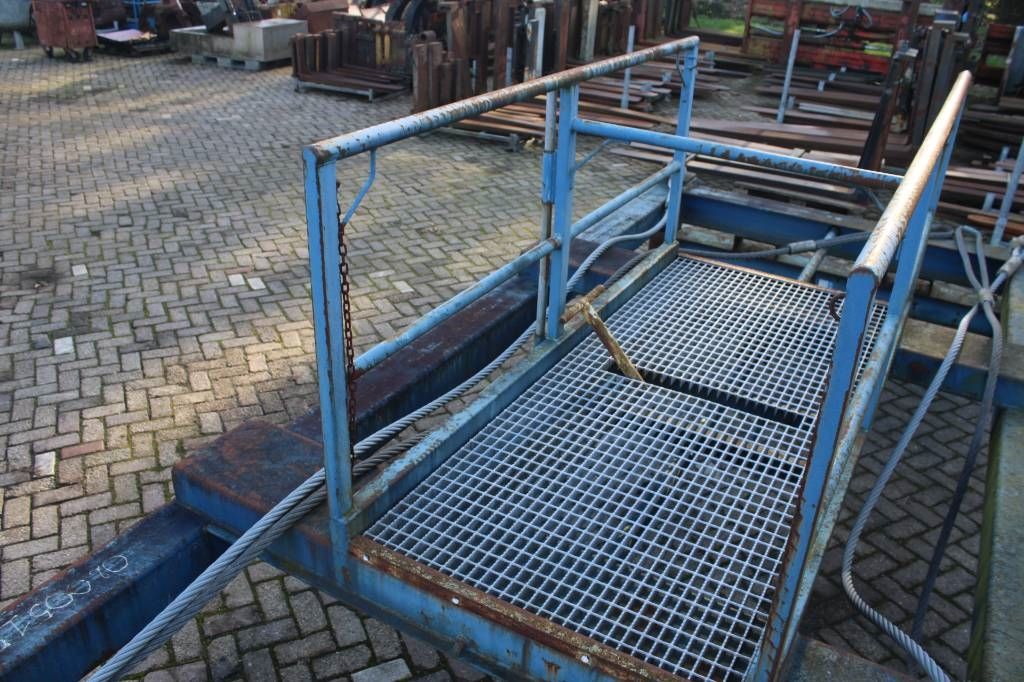 NV Hoistpartner 20 ft container spreader Cap. 35 T