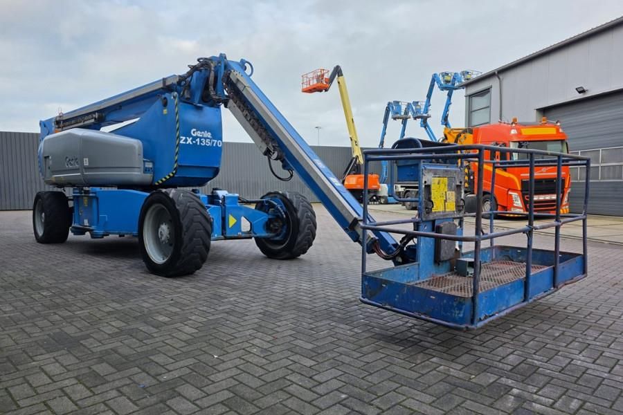 Genie ZX135/70 Diesel, 4x4x4 Drive, 43m Lifting Height,
