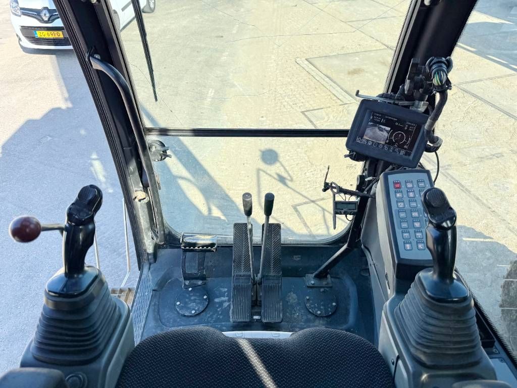 Liebherr R946LC SHD - 15 Meter Long Reach Dutch Machine / A