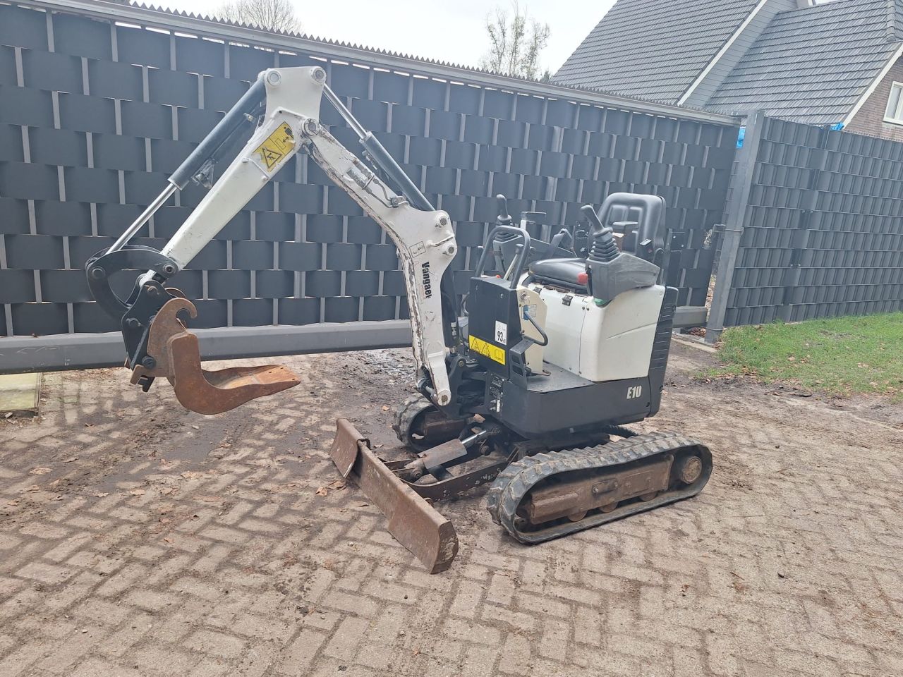 Bobcat E10 mini graafmachine hitachi yanmar kubota