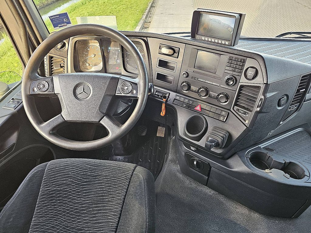 MERCEDES-BENZ AROCS 2642