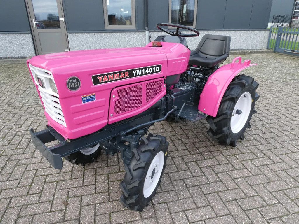 Yanmar YM1401 4wd / 320 Draaiuren / Pink Edition