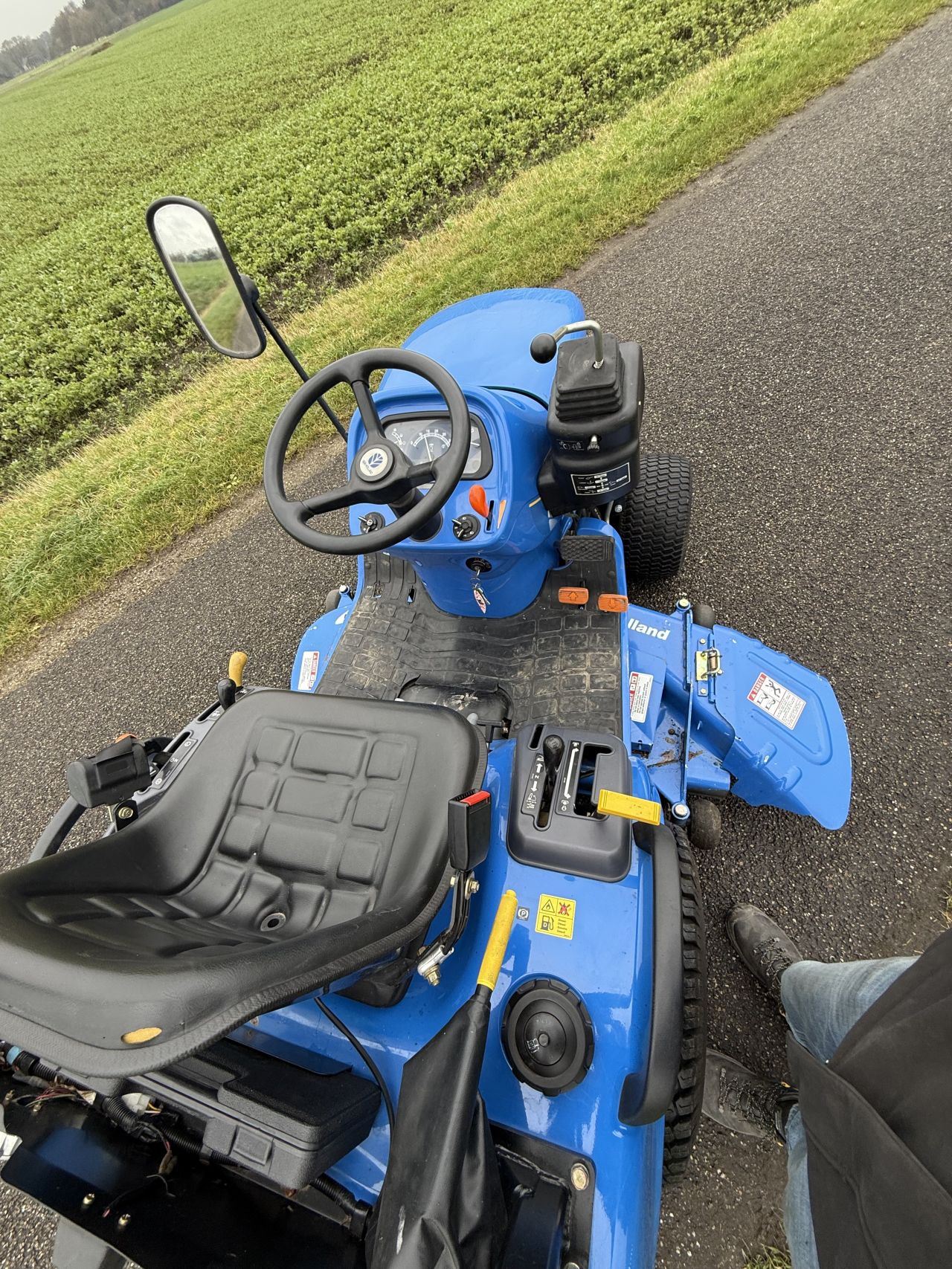 New Holland TZ 24 D minitrekker