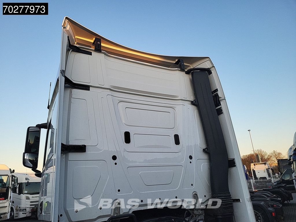 Mercedes Actros Actros 1851 4X2 BigSpace 2x Tanks