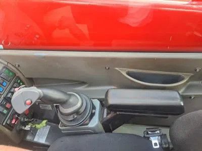 Manitou MRT 2150+ Privilege All-Terrain Rotating Telehandler (2015)