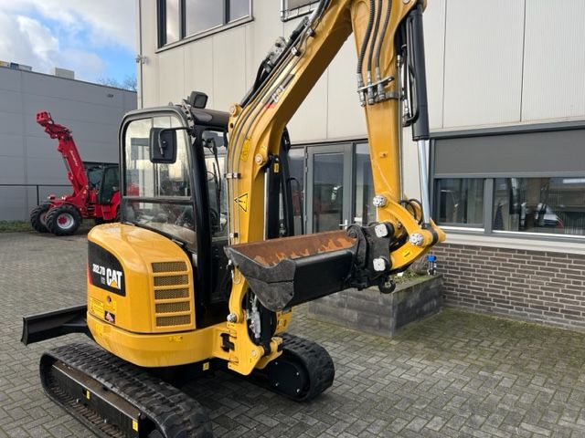 Caterpillar 302.7D bj2018 SLP/SRT A/C 3T Minigraver Minikraan