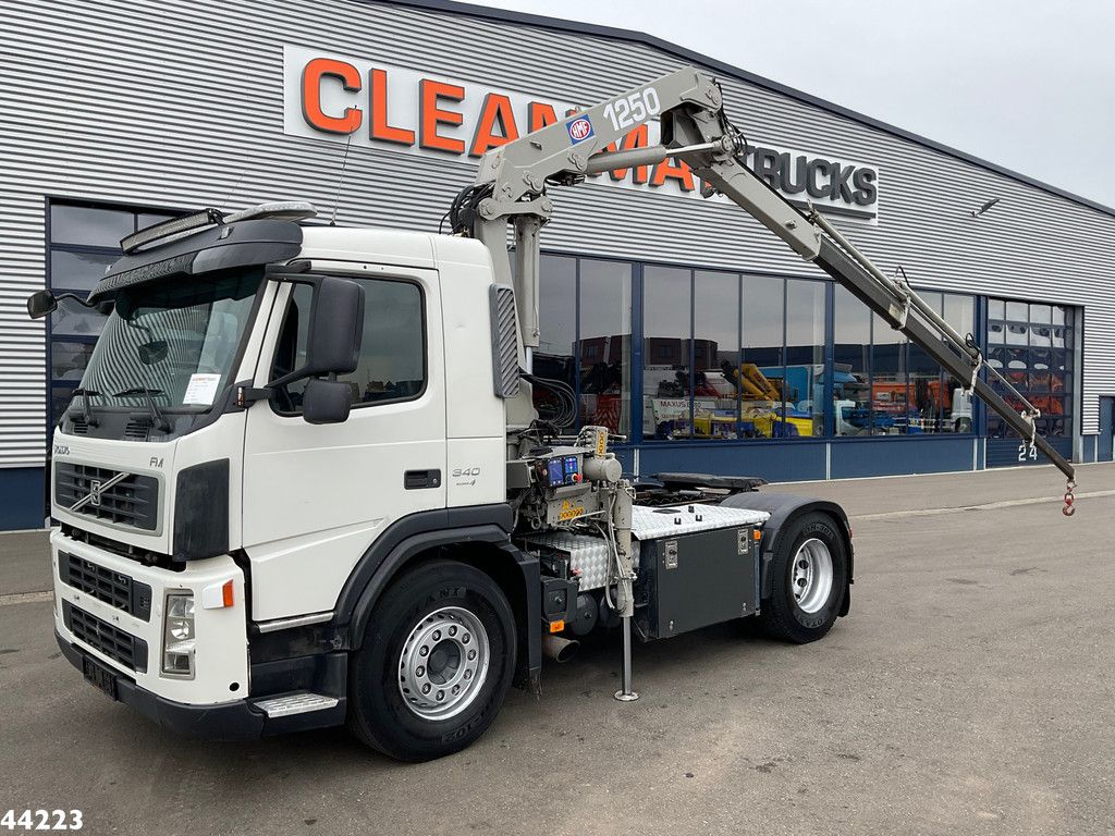 Volvo FM 340 HMF 12 Tonmeter laadkraan