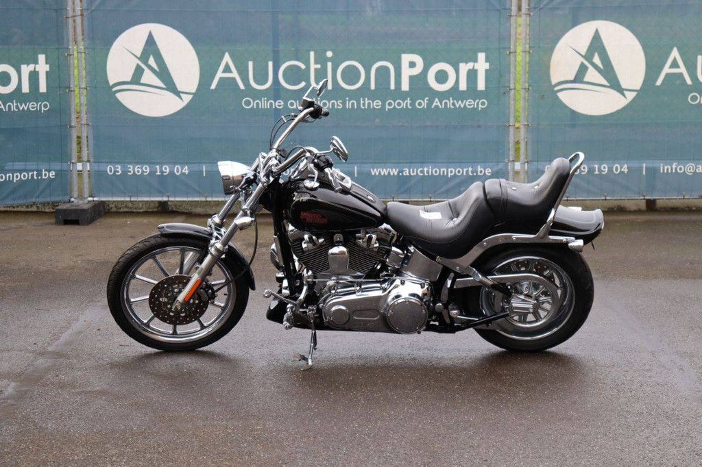 Motorcycle Harley-Davidson Softail Custom Gasoline 2007