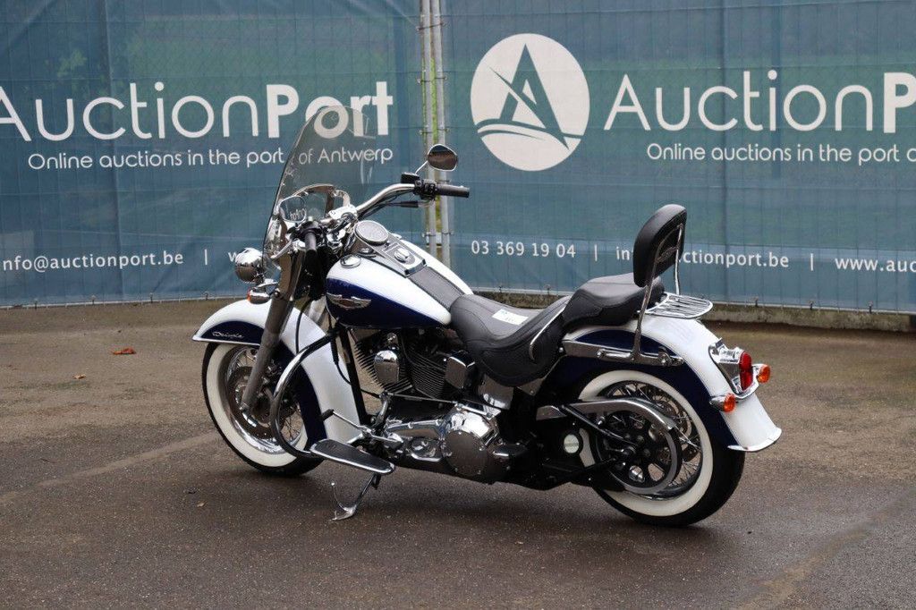 Harley-Davidson Softail Deluxe Petrol Motorcycle 2007
