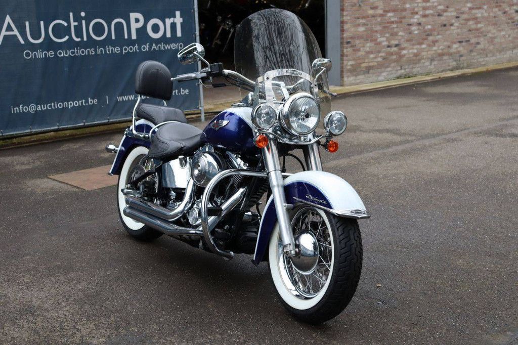 Harley-Davidson Softail Deluxe Petrol Motorcycle 2007
